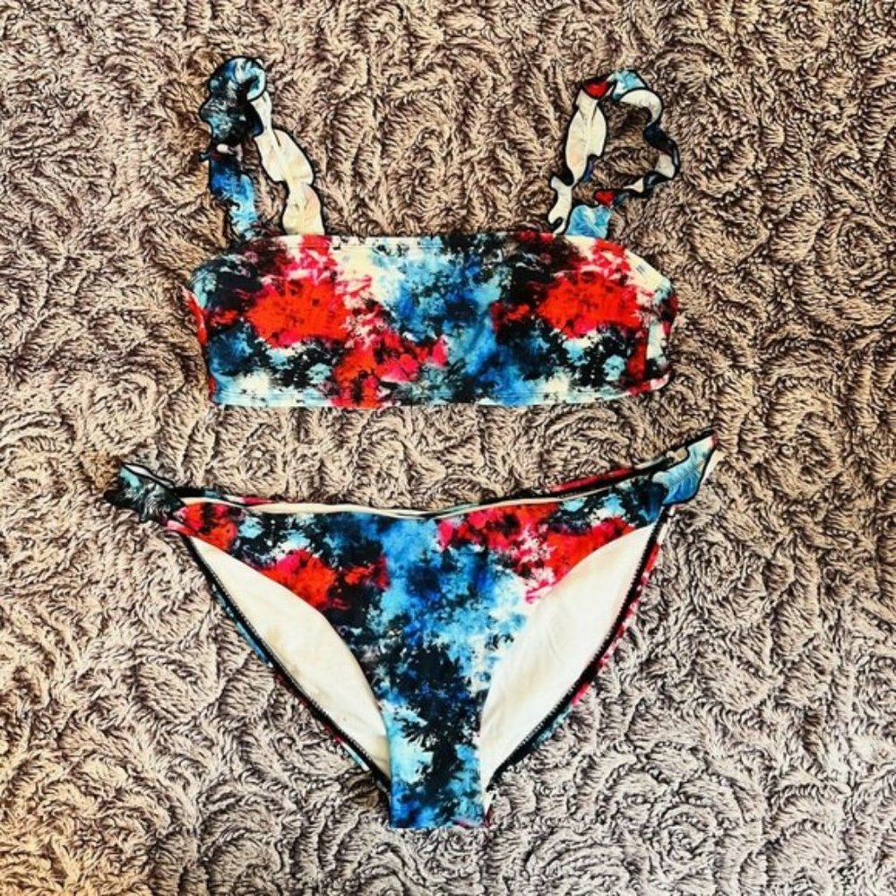 No Boundaries Tie Dye Bikini Swimsuit Set Top size M & Bottom size L
